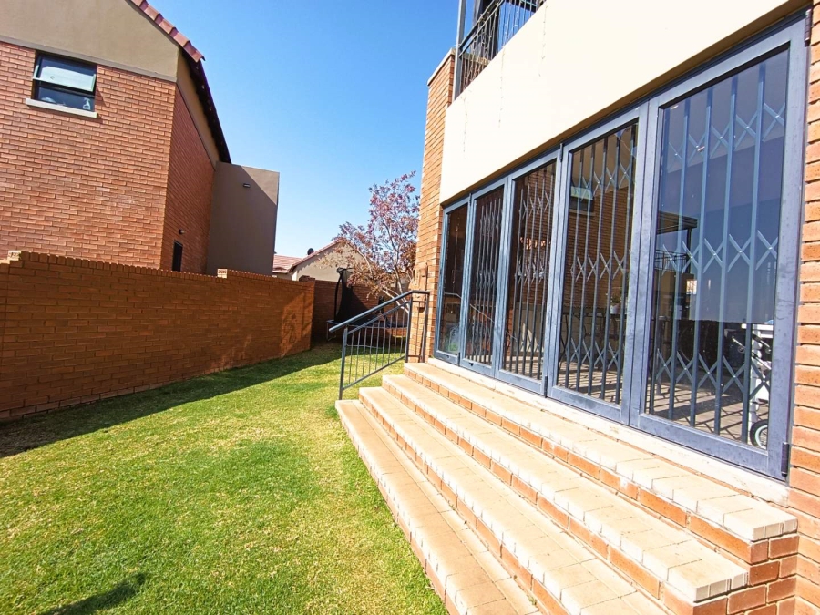 3 Bedroom Property for Sale in Wild Olive Estate Free State